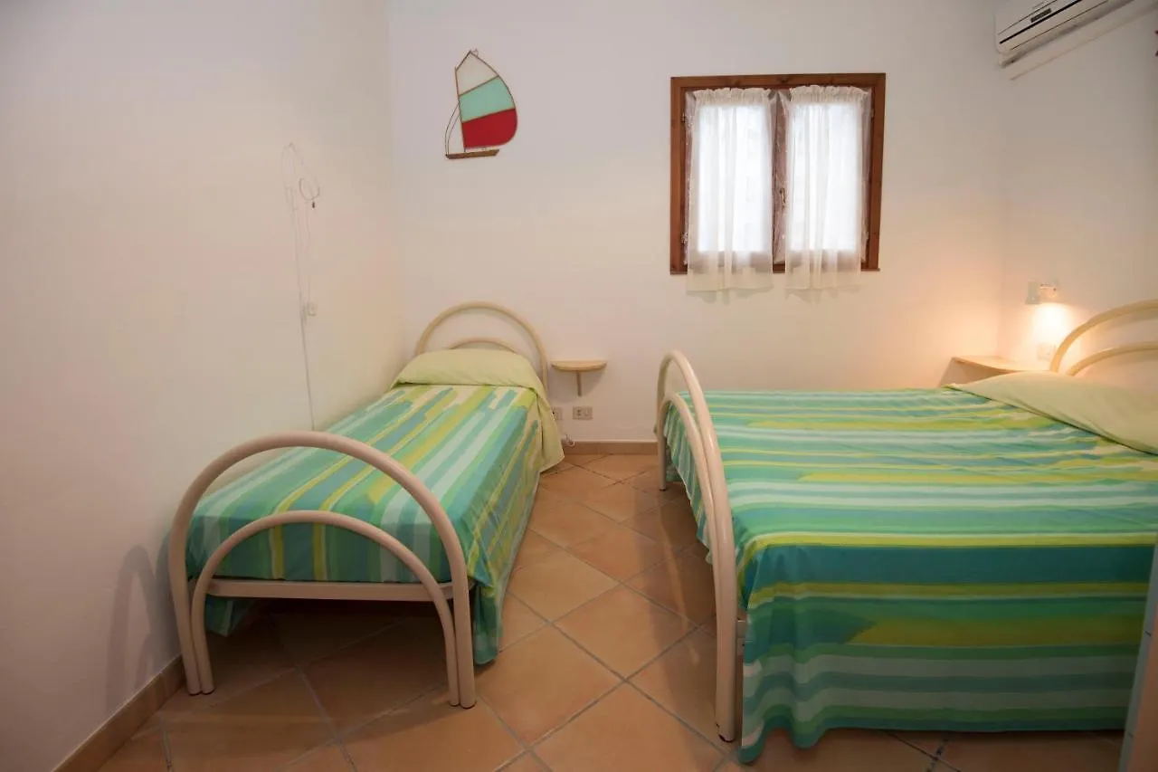 Residence Mirice Appartamenti Vacanza Vignola Mare Italia