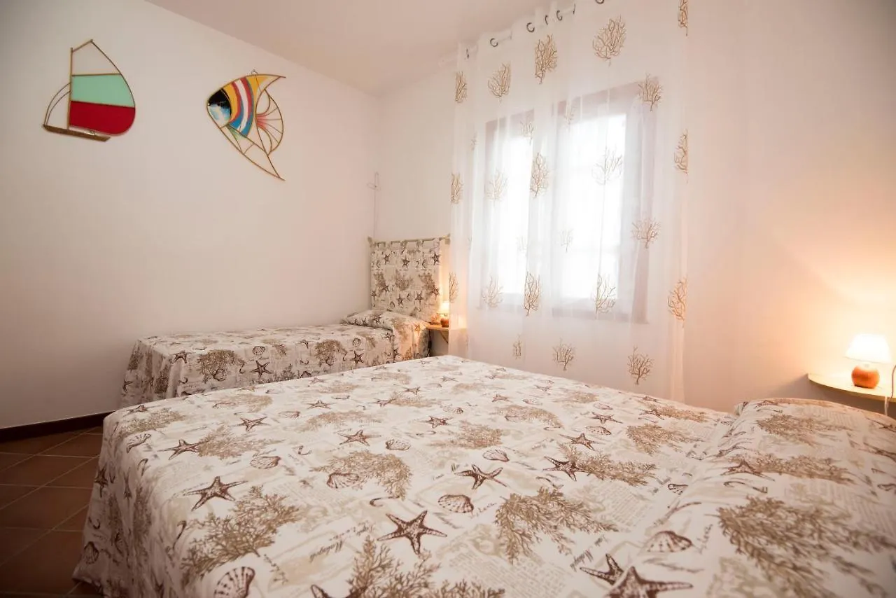 Residence Mirice Appartamenti Vacanza Vignola Mare 0*,