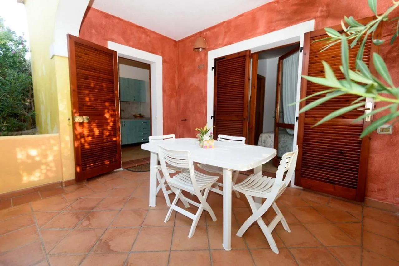 Residence Mirice Appartamenti Vacanza Vignola Mare Italia