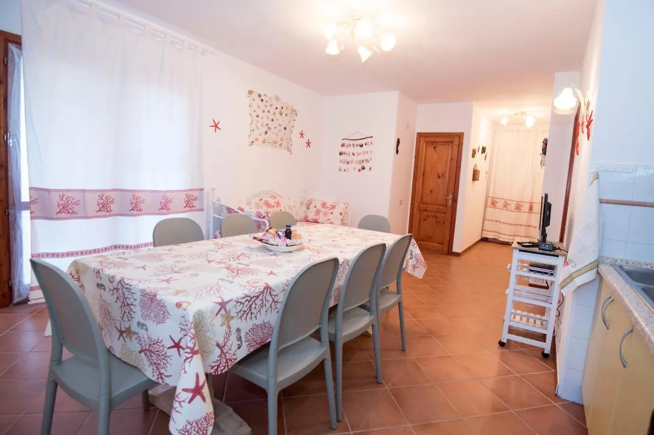 Residence Mirice Appartamenti Vacanza Vignola Mare 0*,