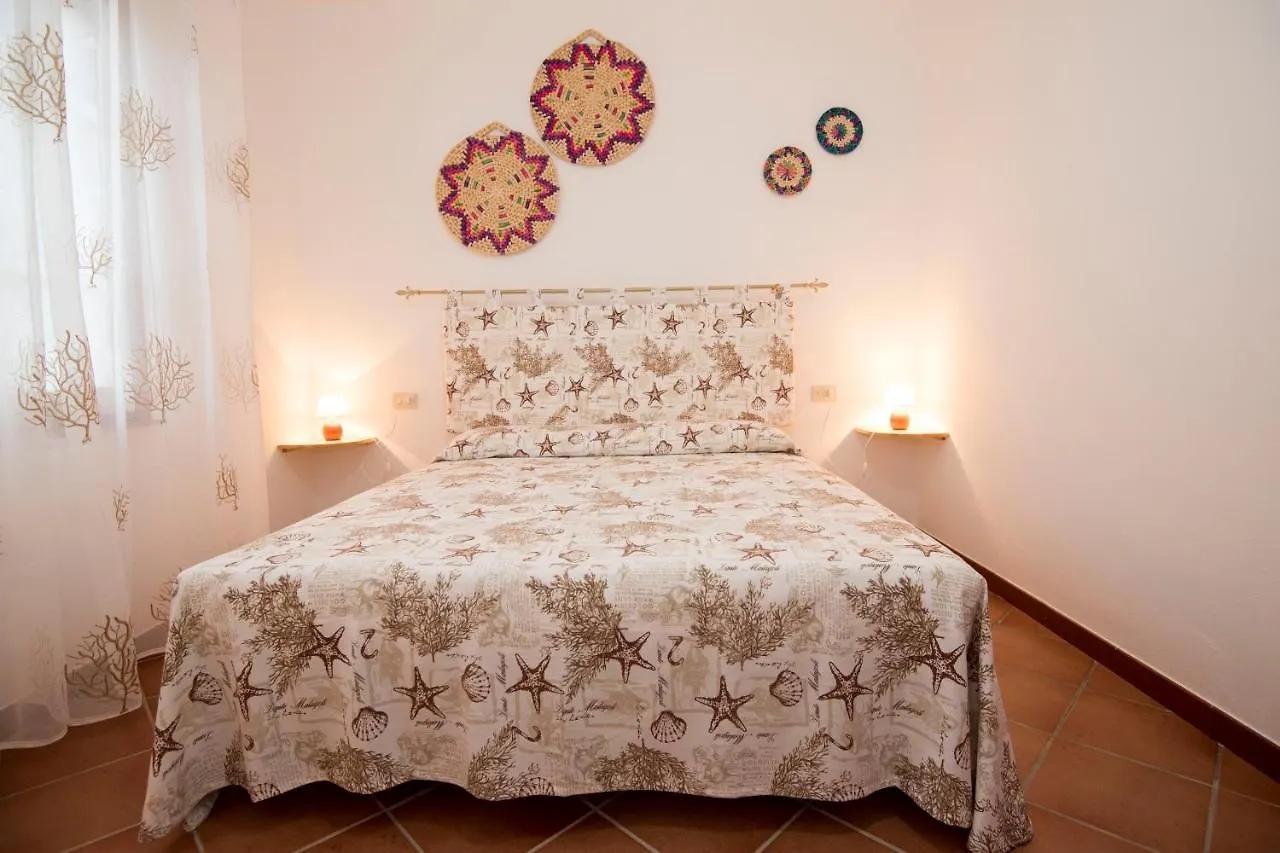 Residence Mirice Appartamenti Vacanza Vignola Mare Italia