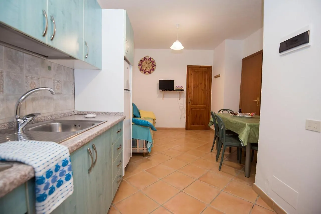 Residence Mirice Appartamenti Vacanza Vignola Mare 0*,