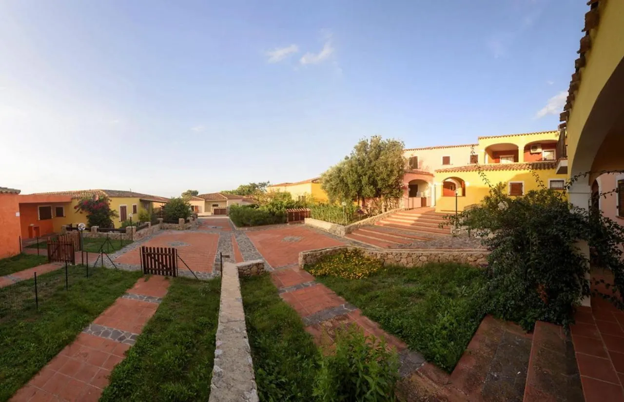 Residence Mirice Appartamenti Vacanza Vignola Mare Italia